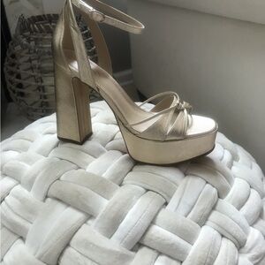 Sam Edelman Kamille Metallic Gold Platform Heel - Size 9.5 New in Box